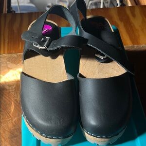 Black Leather Women's Sandals